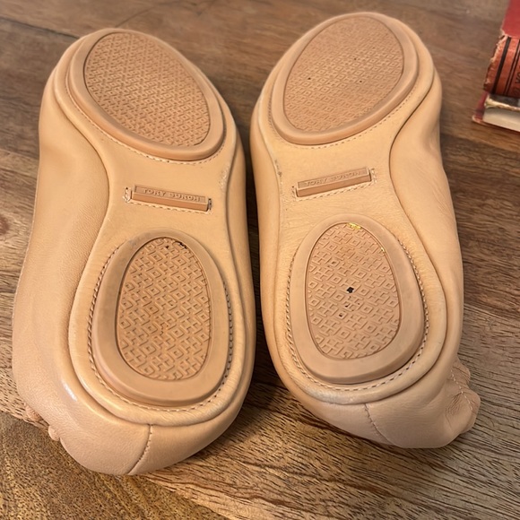 Tory Burch Minnie Travel Ballet - Goan Sand - Picture 6 of 8